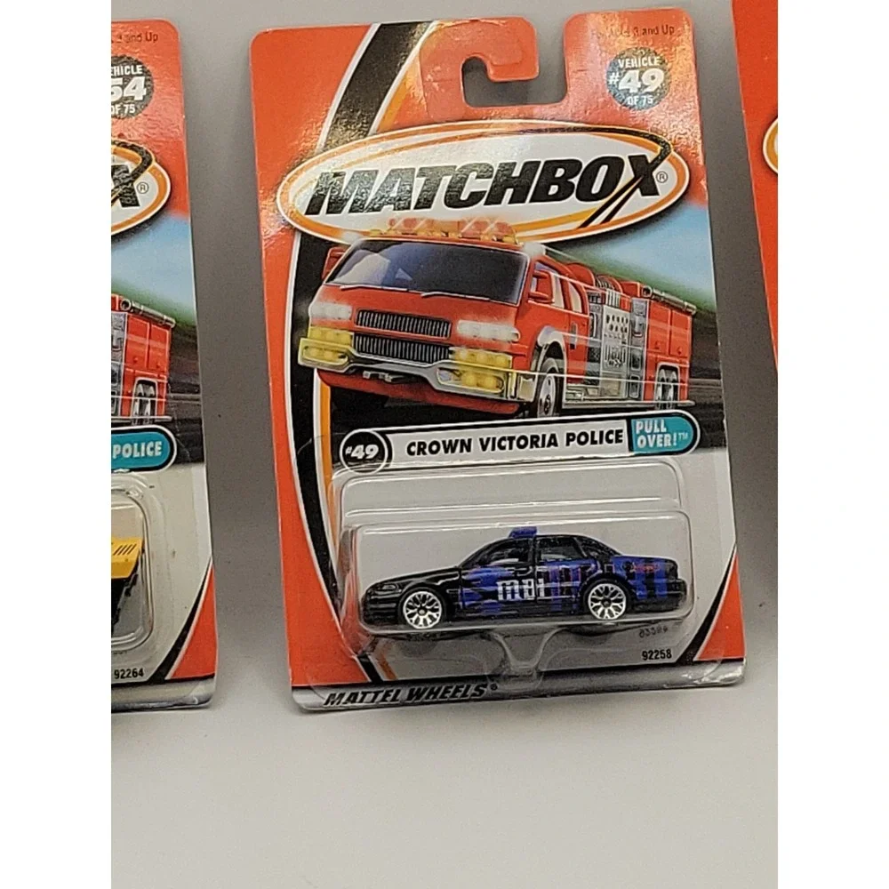 Vtg Matchbox Mattel Wheels 2001 Carded Lot of 5 Crown Victoria Police Battering
